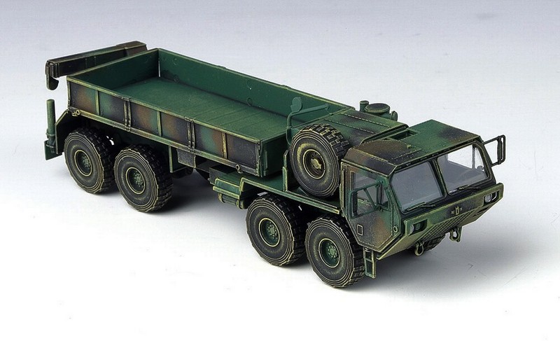 AC13412 - M977 8X8 CARGO TRUCK
