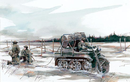 DR6128 - Sd.Kfz.2/2 kleines Kettenkrad w/sch.Feldkable (Driver and crew inc