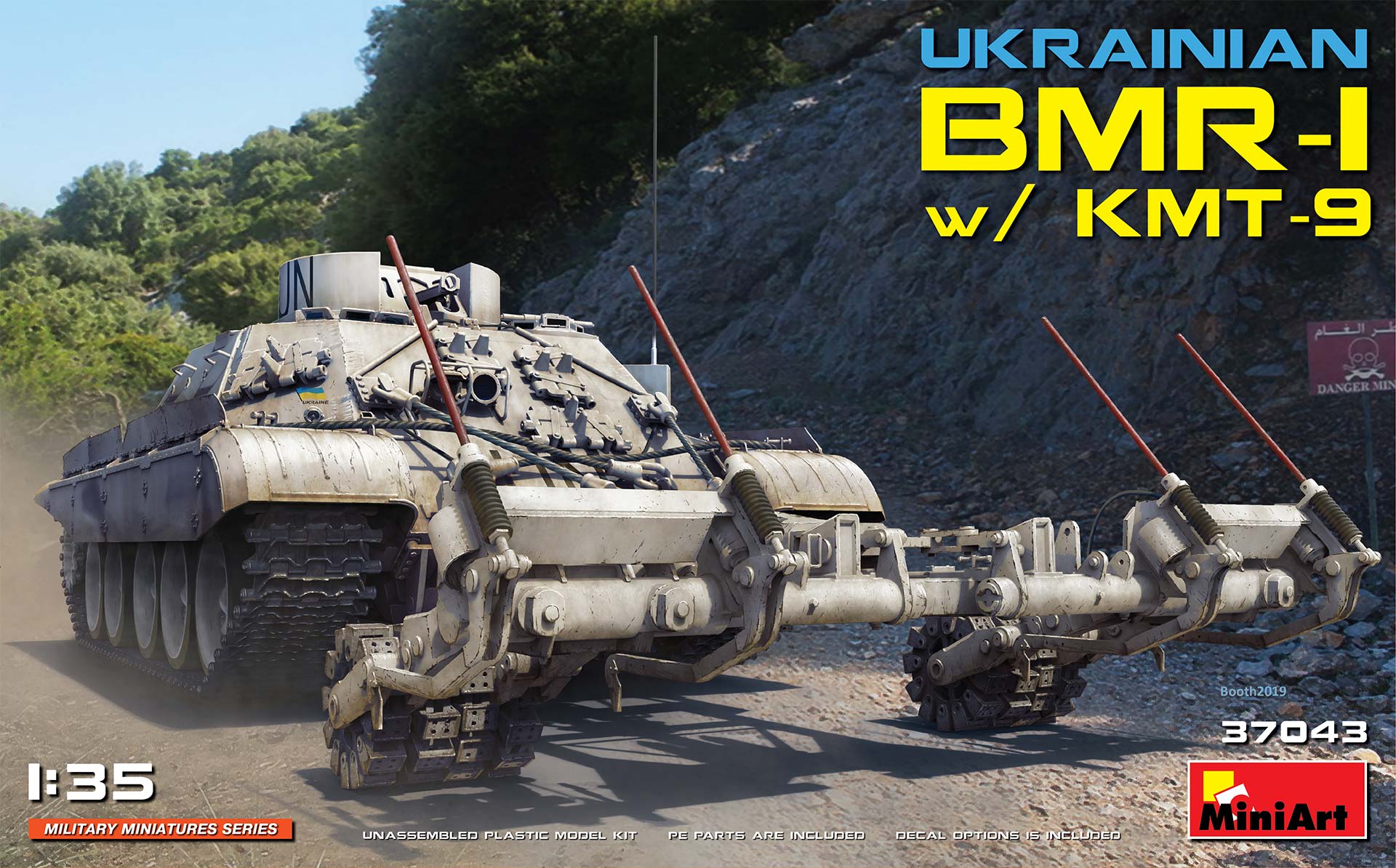 MA37043 - Ukrainian BMR-1 w/KMT-9